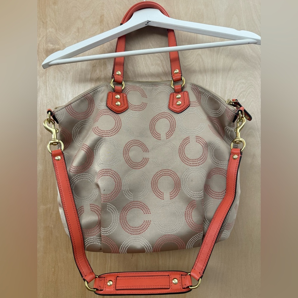 Coach Ashley Peach Khaki Dotted Op Art Signature Satchel. - Picture 13 of 16